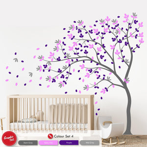
            
                Load image into Gallery viewer, Overhanging Tree Wall Sticker
            
        